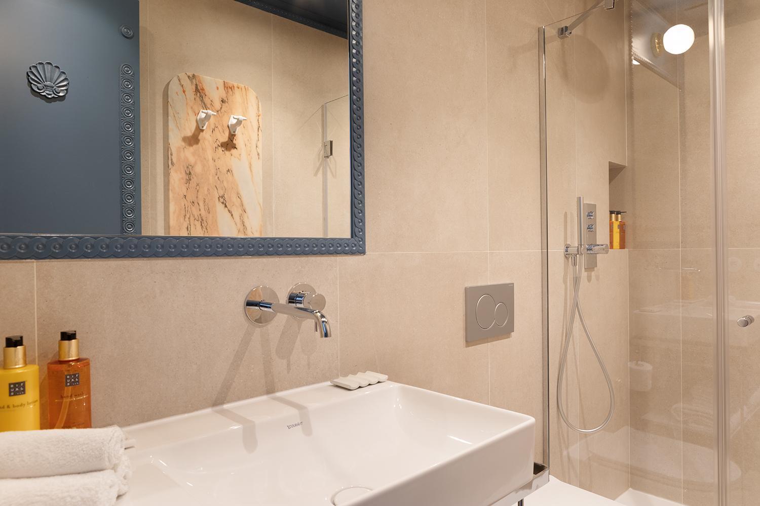 Paris Home Collection Serviced Apartments In Opera - Rue Saint-Lazare المظهر الخارجي الصورة
